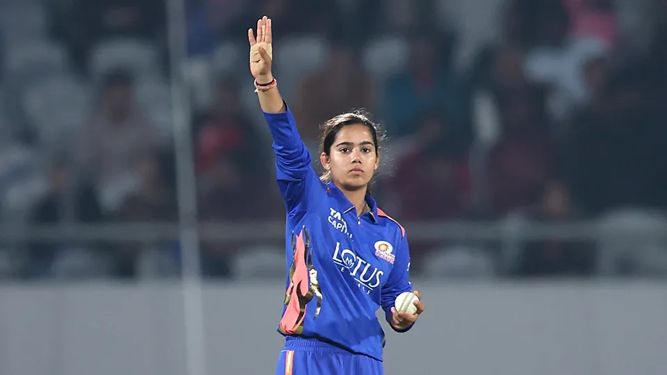 India Opt to Bat, Vaishnavi Slots In as Gaud Rests – Impact Player Moves Spark IPL‑Style Debate